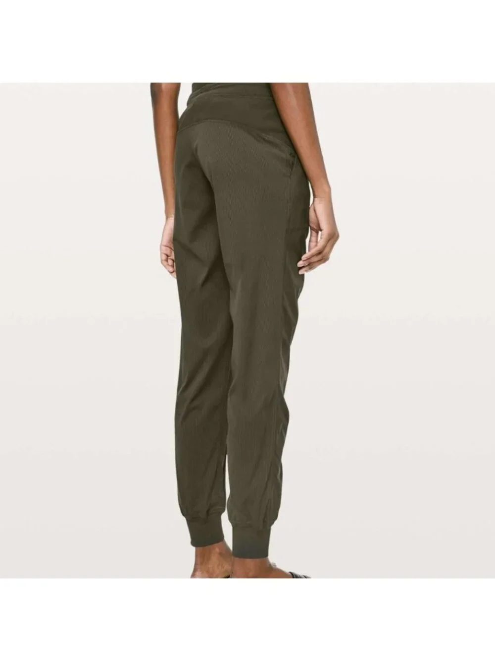Lululemon Dance Studio Jogger *29